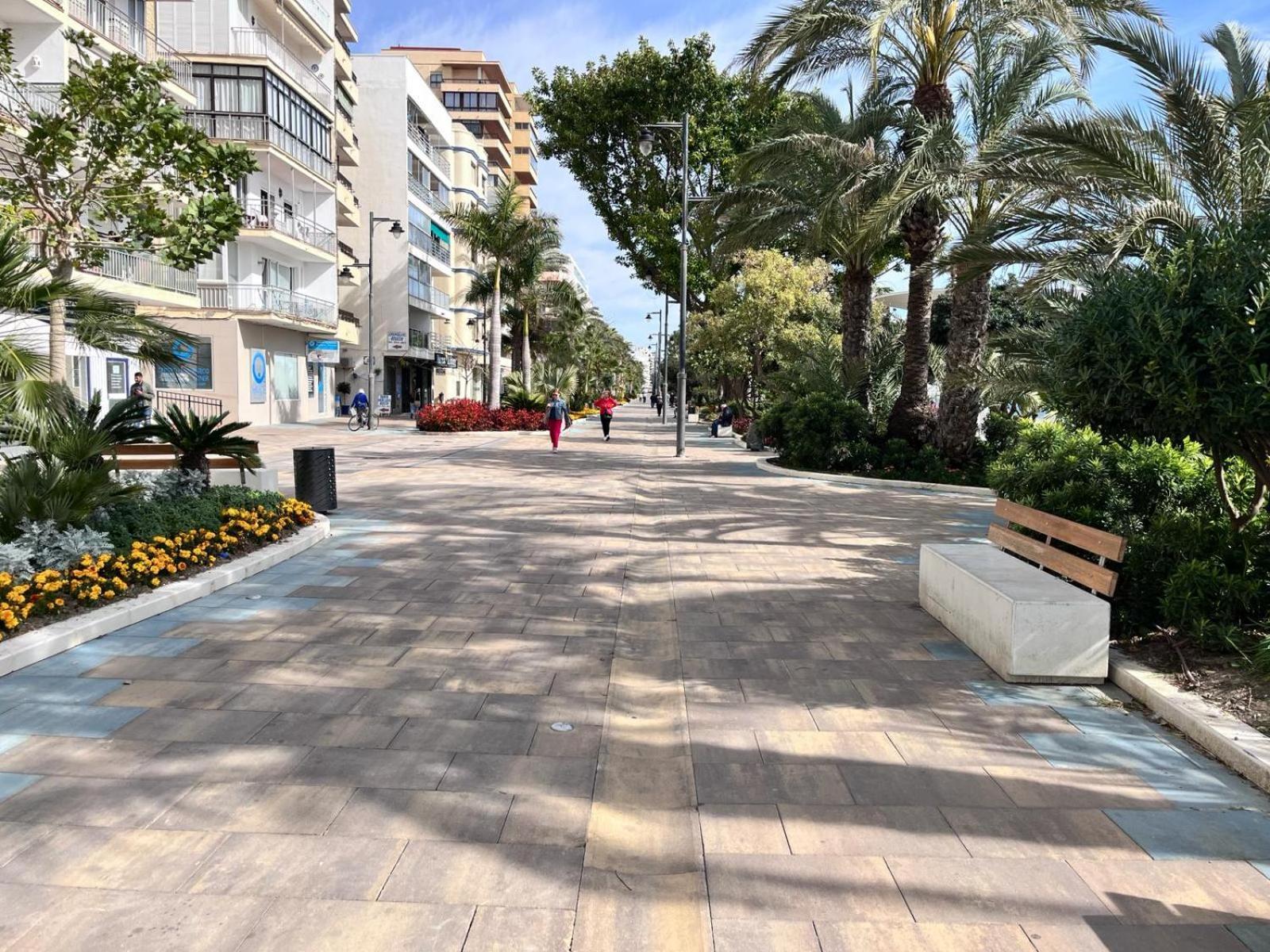 El Faro Vacaciones En Estepona Eksteriør bilde