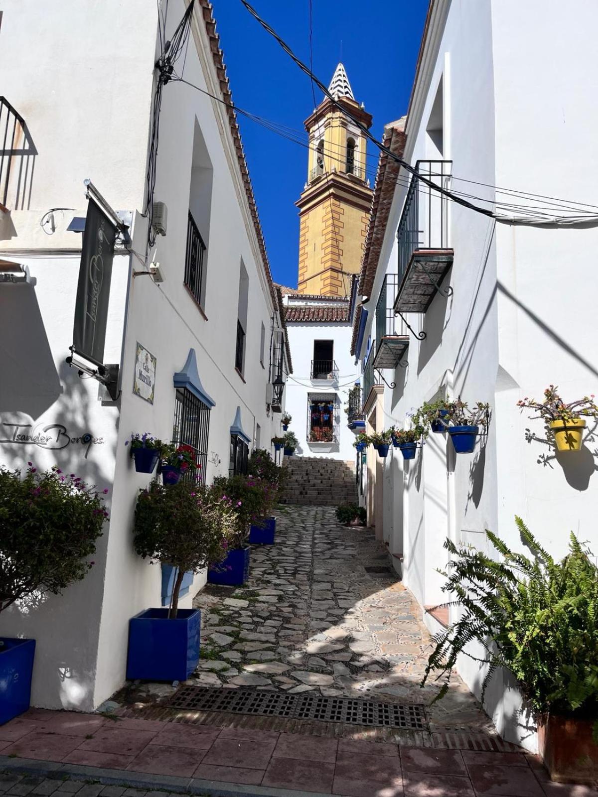 El Faro Vacaciones En Estepona Eksteriør bilde